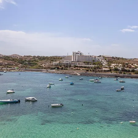 Apartament Z4 - Seafront St Paul's Bay