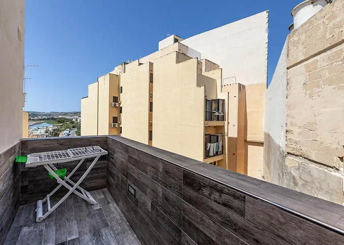 Z4 - Seafront Apartment *