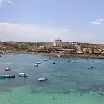 Апартаменты Z4 - Seafront Сент-Полс-Бей